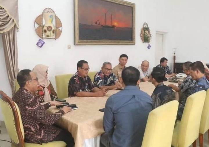 Pasar Murah di Alun-Alun Palabuhanratu, Harapan Warga Dapatkan Sembako Terjangkau 